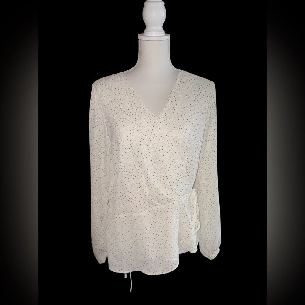 🖤 Chic Polka Dot Wrap Blouse – Banana Republic White | Sz L BNWT